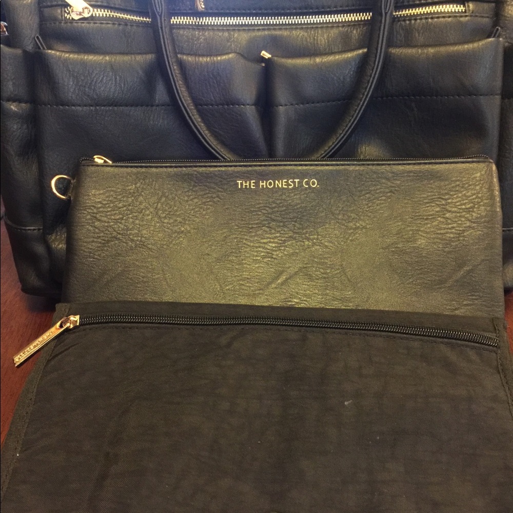 Clutch AND Honest Company Everything Tote, VEGAN